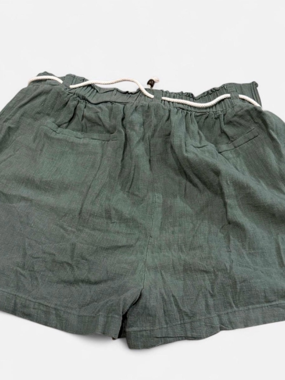 Doe & Rae Olive Drawstring Linen-Blend Shorts - Picture 2 of 3